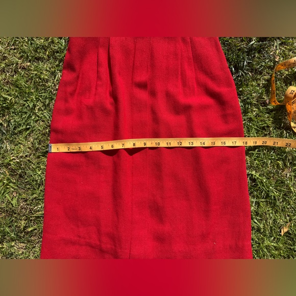 50s Vintage Red Knit Wiggle Dress with Long Sleeves - Picture 11 of 11